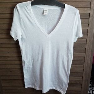 VS Pink v neck tee